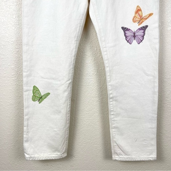 Levi’s 501 Original Fit Straight Leg Butterfly Print Jeans Size 28X28 Women - Picture 5 of 16